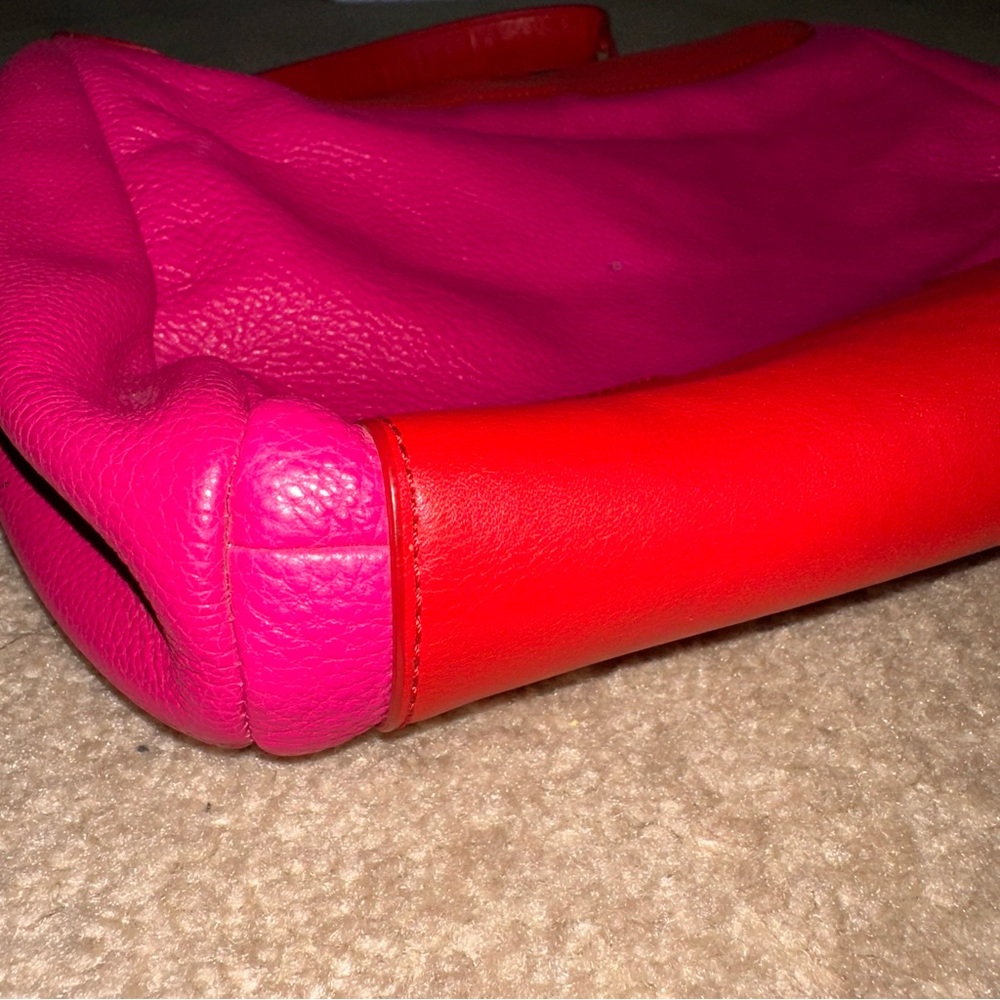 Marc Jacobs Vibrant Red and Pink Shoulder Bag - Picture 8 of 15